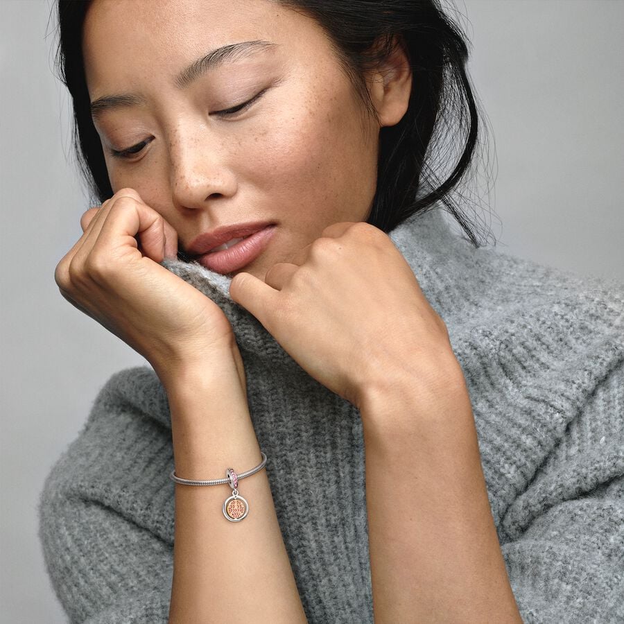 Spinning Lucky Dangle Charm - Pandora™